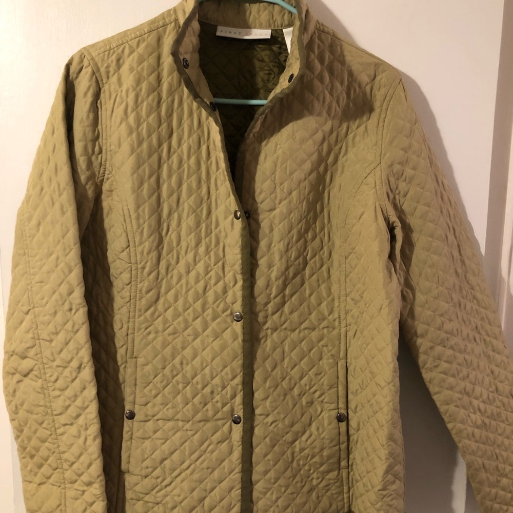 Size Medium A Liz Claiborne Jacket